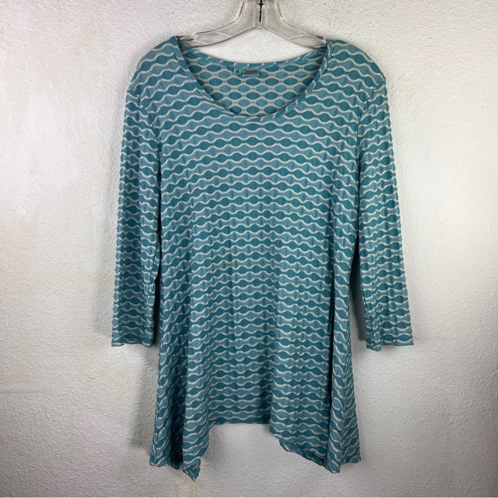 TIANELLO BY STEVE BARRAZA Turquoise & White shark bite tunic. ¾ sleeves